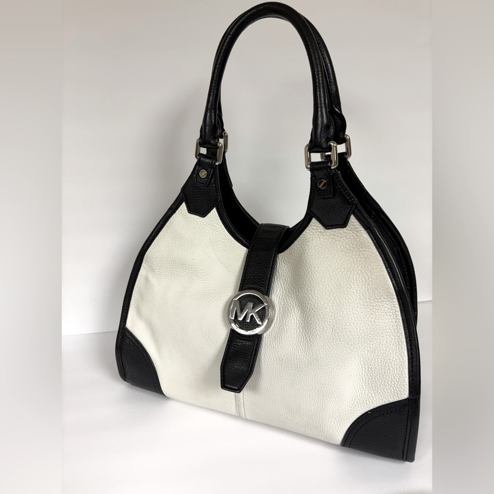 Michael Kors Two-Tone Black and White Shoulder Bag